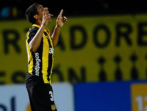 Peñarol sigue liderando la Tabla Anual