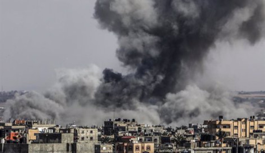 imagen de Mueren 21 palestinos por bombardeos israelíes contra edificios residenciales en la Franja de Gaza