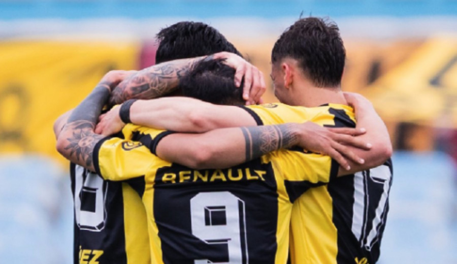 Peñarol sigue liderando la Tabla Anual